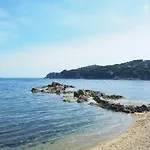 Amb Piscina I Aparcament - Baixos Amb Jardinet